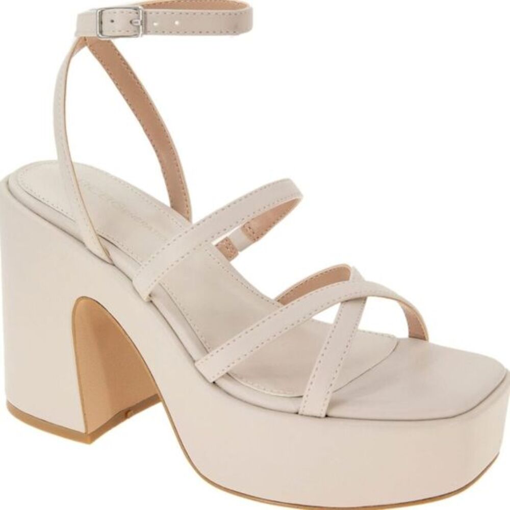 BCBGeneration Sandi Stone Cream Strappy Platform Sandals‎ 9M New